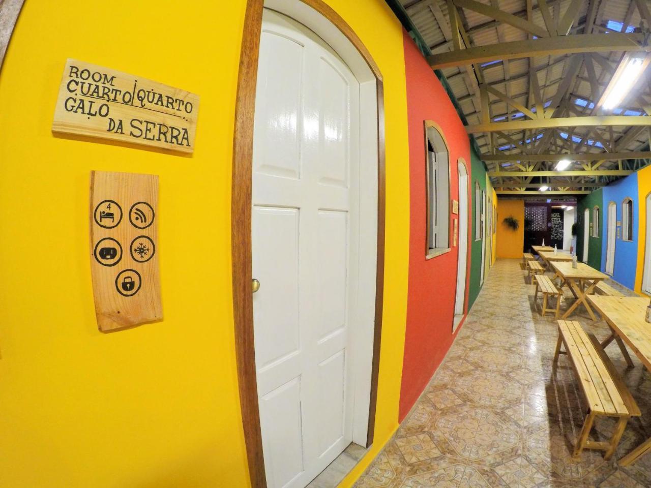 Hostel Da Milla Presidente Figueiredo Bagian luar foto